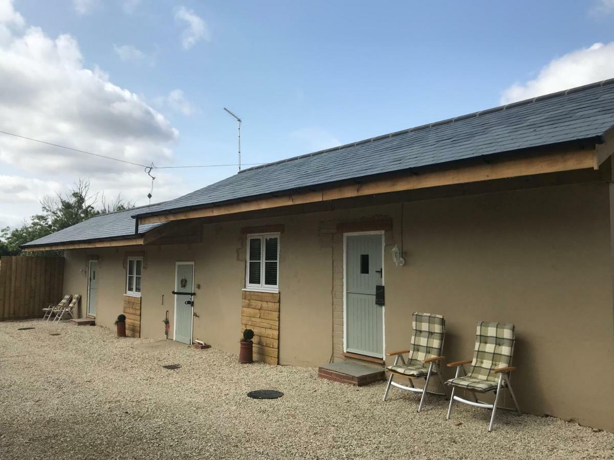 Spring Hill Cottages Towcester Bagian luar foto