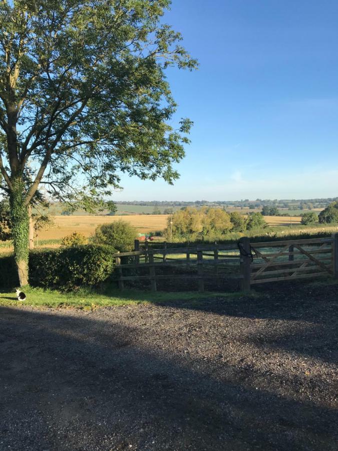 Spring Hill Cottages Towcester Bagian luar foto